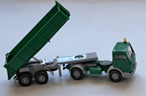 Hinterkipper mercedes mb - ,