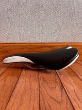 Fizik Aliante Gamma Sattel