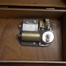 Spieluhr Walzenspieluhr