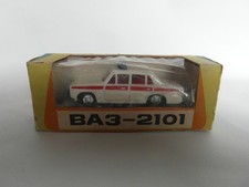 Russisches Modellauto BA3-2101 Lada Made in USSR OVP Maßstab 1:60 Krankenwagen