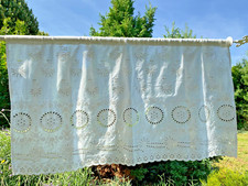 Wunderschöne Scheibengardine