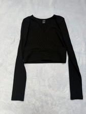 schwarzes überkreuztes Crop