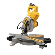 DeWalt Kapp- und Gehrungssäge DeWALT DWS777-QS 1800 Watt