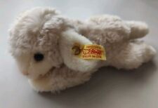 Steiff Kuscheltier Kleiner Freund Lamm Linda Wollweiß (22cm)