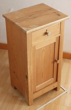 nacht tisch kastl alt antik