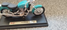 Maisto Motorrad -  Honda VT1100C2 - 1/18 Nr 42