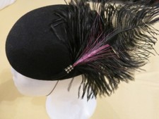 Pillbox Hut -Vintage -Capo Austria -100% Wolle -Filzhut -Festlich -Schwarz NEU