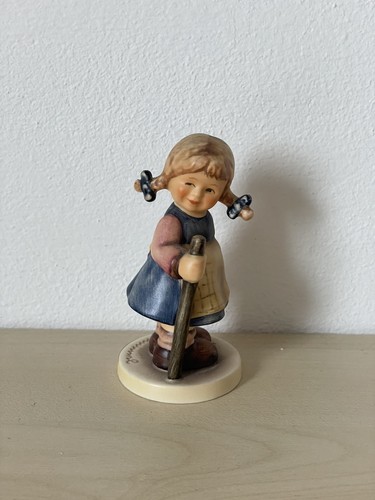 Goebel hummel porzellan - goebel,