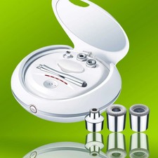 Beurer FC 100 Mikrodermabrasion Gerät - Anti-Aging Hautbehandlung, sanft & effek