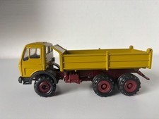 Mercedes Benz LKW 3-Achser 2626 3-Seitenkipper in oker/gelb  Conrad #3040 1:50