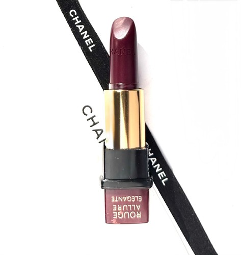 Chanel rouge allure lipstick