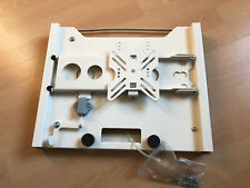 TFT Wandhalterung, herunterzieh- und bis 180°schwenkbar