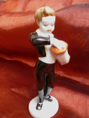 Porzellan figur aus ungarn - figur,
