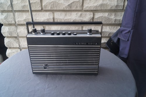 Gepflegtes loewe opta radio - opta,
