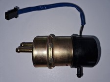 SUZUKI GSX 600 F AJ BENZINPUMPE KRAFTSTOFFPUMPE TANK BENZIN PUMPE FUEL PUMP
