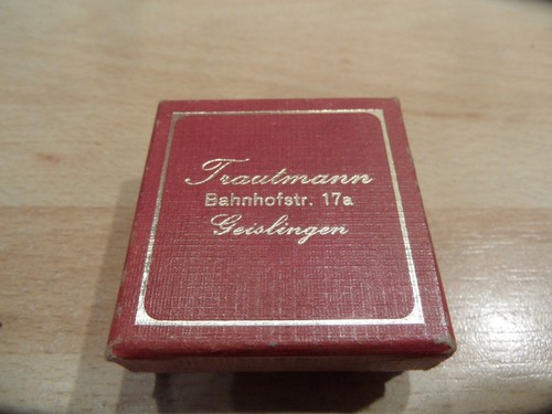 Alte schachtel - alte,