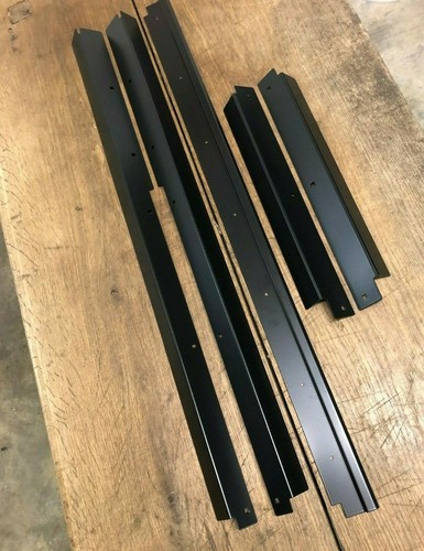 Satin schwarz vorne mitte - satin,