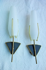 Zwei Stück Vintage Wandlampen 40er 50er Jahre goldfarben Milchglas Originale