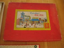 Altes spiel rutschbahn - spiel,
