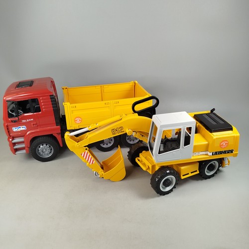 Bruder bundle man - man, liebherr