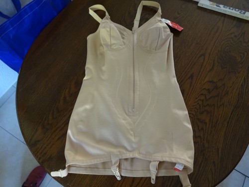 Triumph korselett hautfarben - triumph,