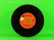 GUYS N DOLLS HERE I GO AGAIN (DEMO) (153) 2 Track 7" Single Plain Sleeve MAGNET