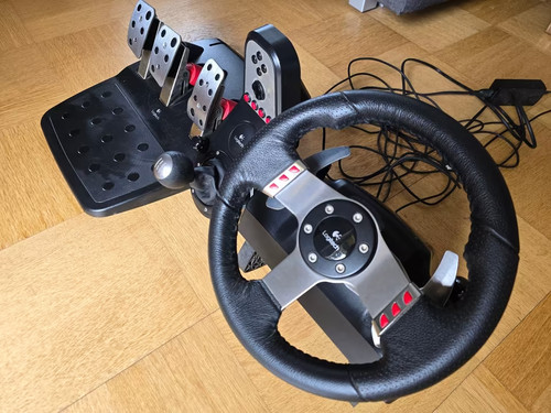 Logitech g27 racing wheel - logitech,