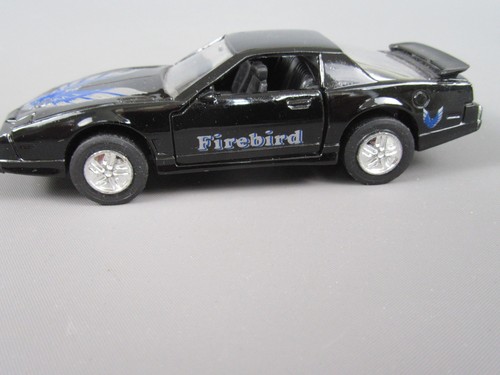 D689 playbear pontiac firebird - d689,