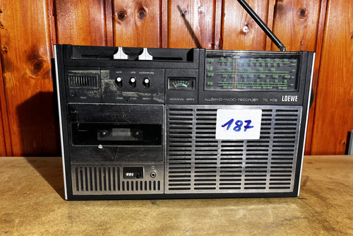 187 loewe 402 - –,