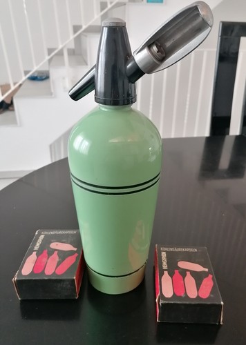 Stylische siphonflasche aus - stylische,