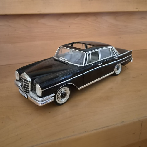 Revell mercedes benz 300 - revell,