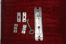 1 Schubstangenschloss