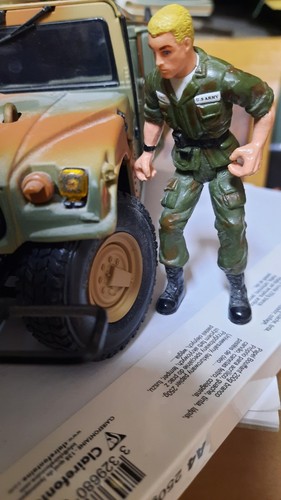 Humvee gebr gut - 1:18,,