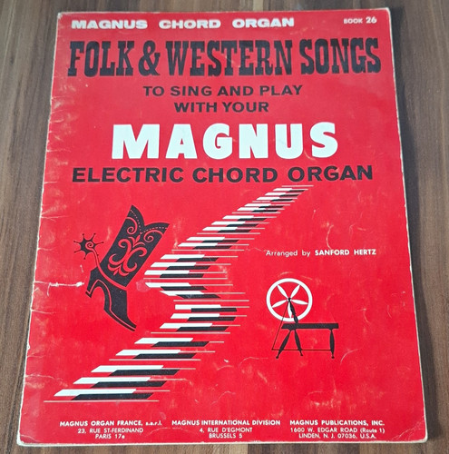 Magnus chord organ book - chord,