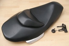 SUZUKI BURGMAN 125 ROLLER TYP BP ORIGINAL SITZBANK + HALTER DOPPELSITZBANK SEAT