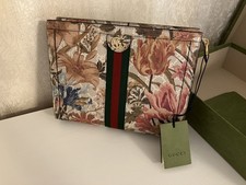 GUCCI Pouch Tasche NEU