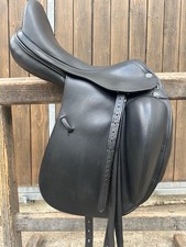 Prestige Dressursattel Modell Helen 18“ Schwarz