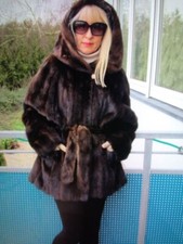 Nerzjacke Kapuze Nerzgürtel Nerzmantel Pelzjacke Pelzmantel Nerz Pelz mink