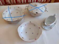 Sauciere und Servierschüssel