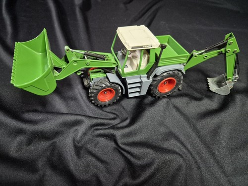 Siku farmer fendt xylon - 1:32,
