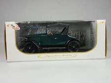 Signature Models 1/18 1920 Cleveland Roadster diecast 18119 + Box 132538