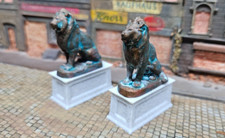 1/87 Doppel Eingangspodest LÖWE sitzend (2x) Denkmal Alt-Bronze Statuen H0 1:87