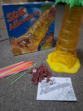 Mattel Games SOS Affenalarm Spiel, Würfelspiel für die Familie, für 2-4 Spieler