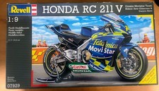 Revell 07929 Honda RC 211 V Gresini Moviestar Team Gibernau/Kato  Maßstab 1:9