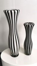 Vintage Leonardo schwarz & weiß geblasene Glas-Vase Streifen MCM 70er 40 + 29 cm