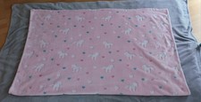 Kuscheldecke Rosa, Größe  155 x 200 cm, Gemustert mit Sternen und Pferden