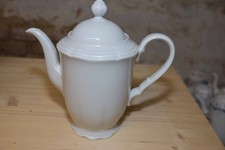 Schlichte weiße Kaffeekanne von Hutschenreuther, H=27cm