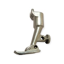 Bernina Nähfuß #030