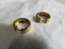 1 Paar schöne Ohrringe/Ohrstecker, Gold 333 (ca.1,8 Gr.),kaum getragen, gt.Zst.,