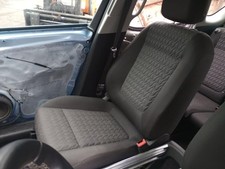 Opel Meriva B orig Sitz vorn rechts Beifahrersitz Stoff 60Tkm Bj 2013